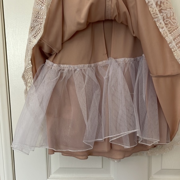 Windsor Formal  Dress - Picture 5 of 6